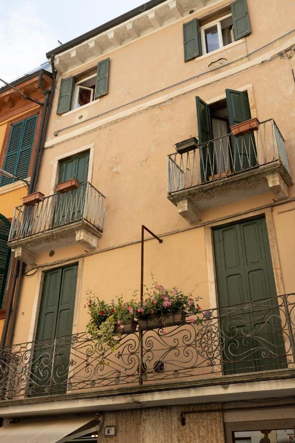 Il Nido Di Irena A Verona Exterior photo